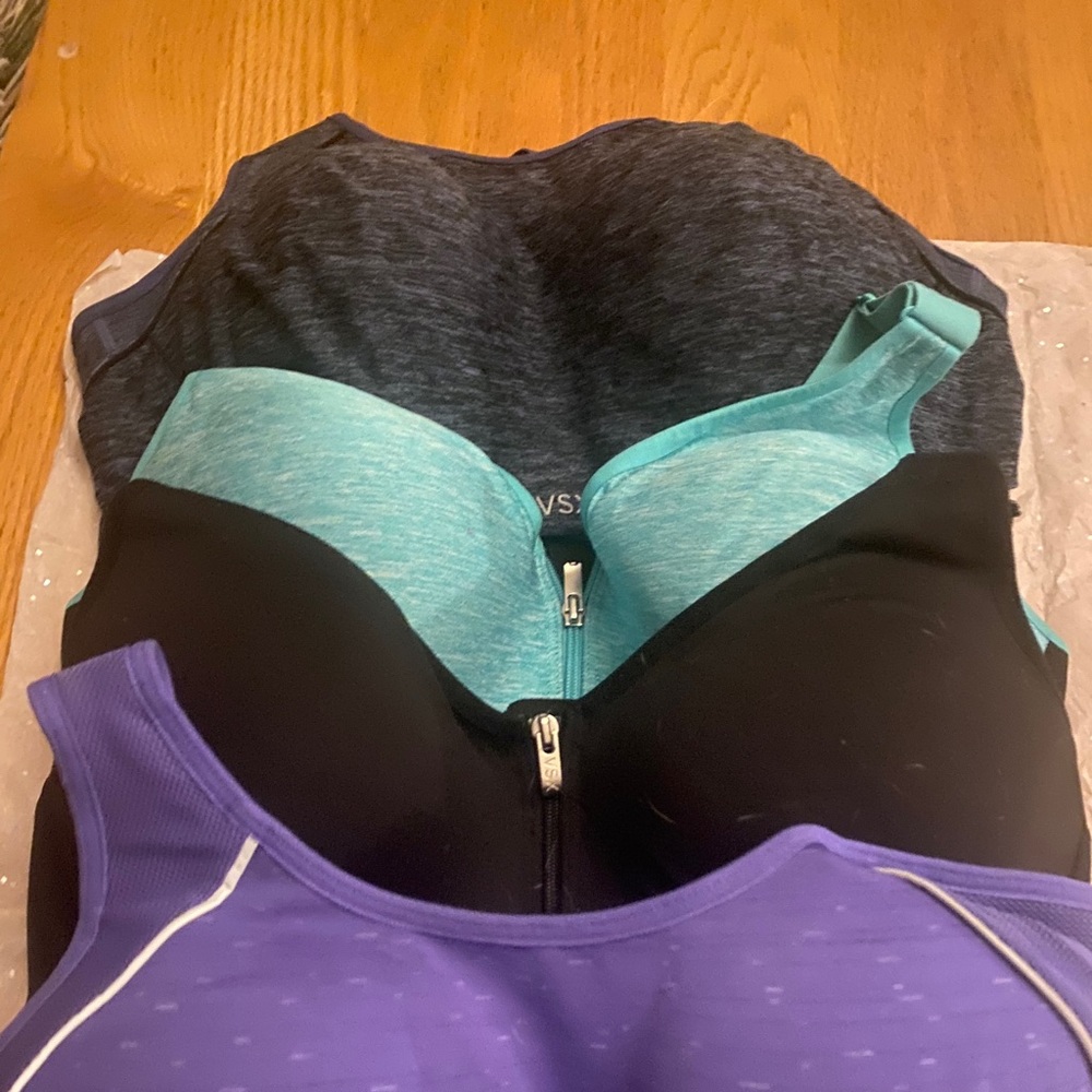 4 for $55 VS sports bras 36C pretty colors!